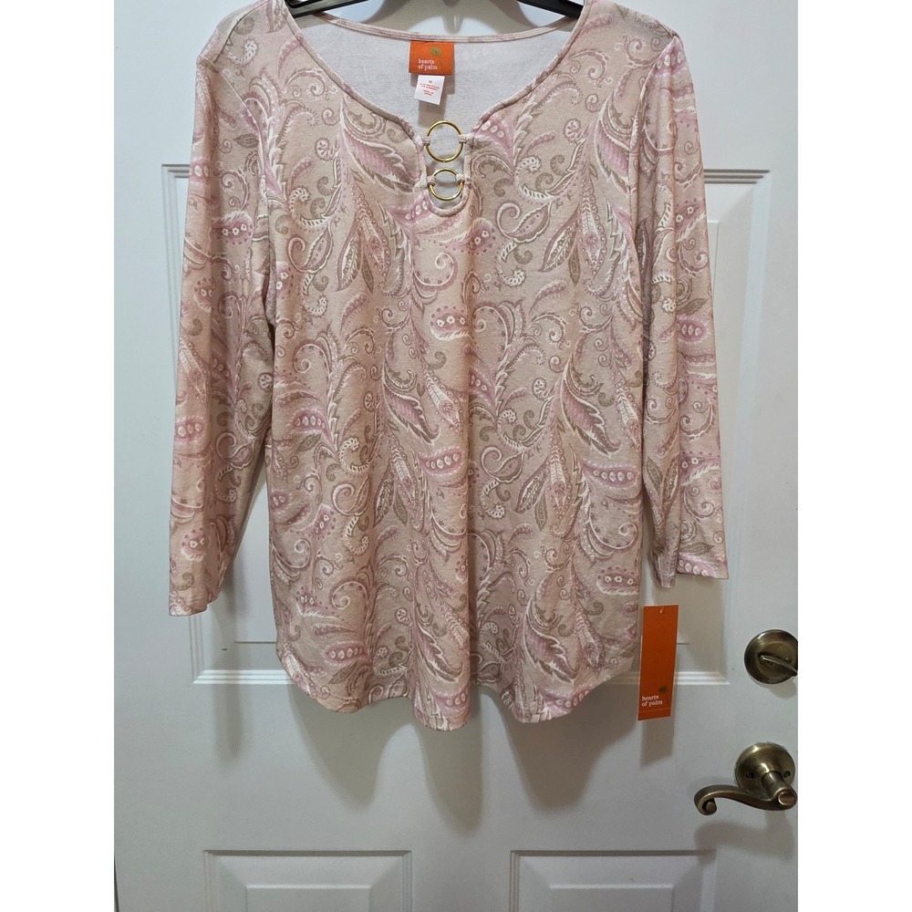 NWT Hearts of Palm Women's Medium Paisley Keyhole Top Gold Rings 3/4 Sleeve